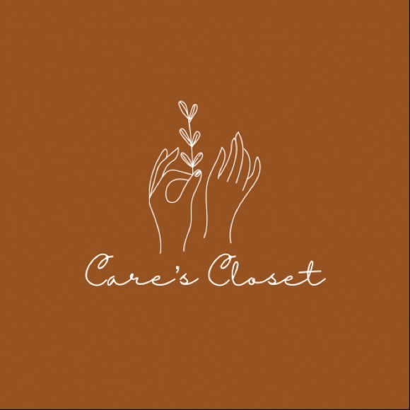 Meet your Posher, Carolyn - Picture 2 of 2